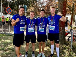 Pfälzerwaldmarathon 22 -Siegerpose